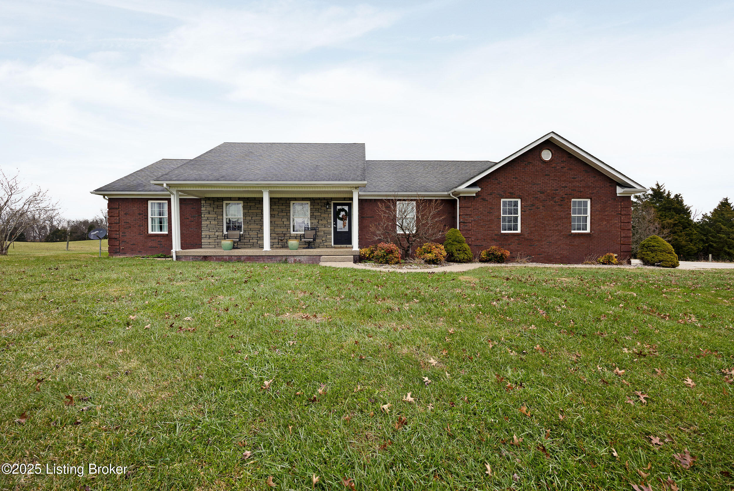 1899 Croake Station Road Springfield, KY 40069 - Photo 1 of 49 main