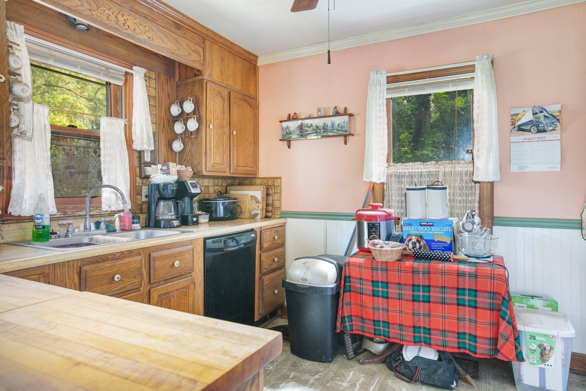 3045 Portage Road Niles, MI 49120 - Photo 8 of 25 7-web-or-mls-3045 Portage Rd. Niles-7