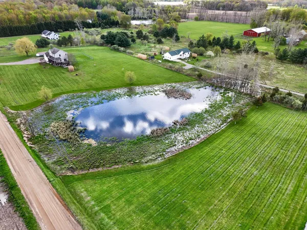 $425,000 | 4810 West Colby Road, Perry, MI 48872
