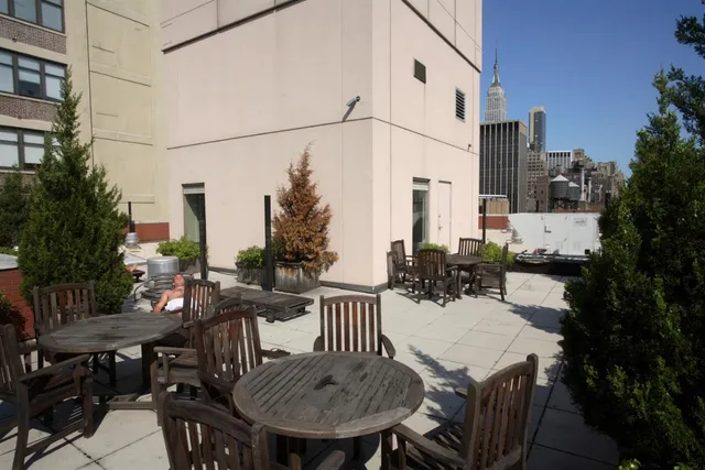 $6,295 | 363 West 30th Street, Unit 202 | Chelsea