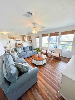 $459,000 | 1426 Bluewater Highway, Surfside Beach, TX 77541