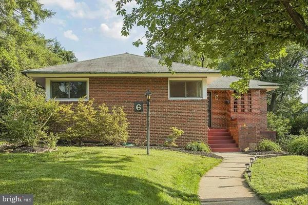$600,000 | 6 Woodmoor Drive, Silver Spring, MD 20901