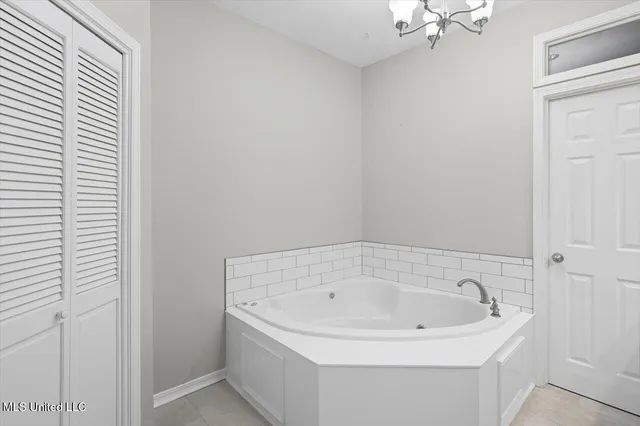 $320,000 | 25 Moss Woods Cove, Madison, MS 39110