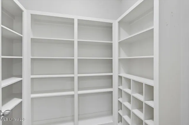 $320,000 | 25 Moss Woods Cove, Madison, MS 39110