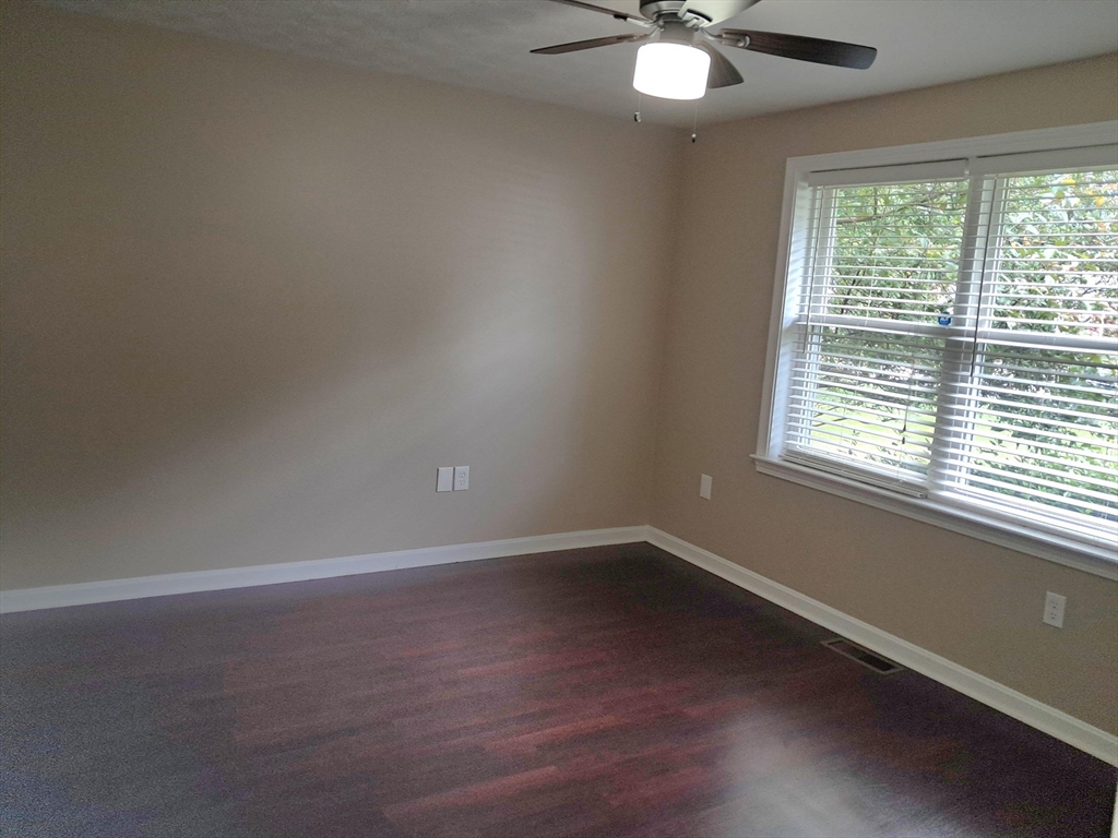 4 Sterling Way, Unit 4 Hudson, NH 03051 - Photo 20 of 42