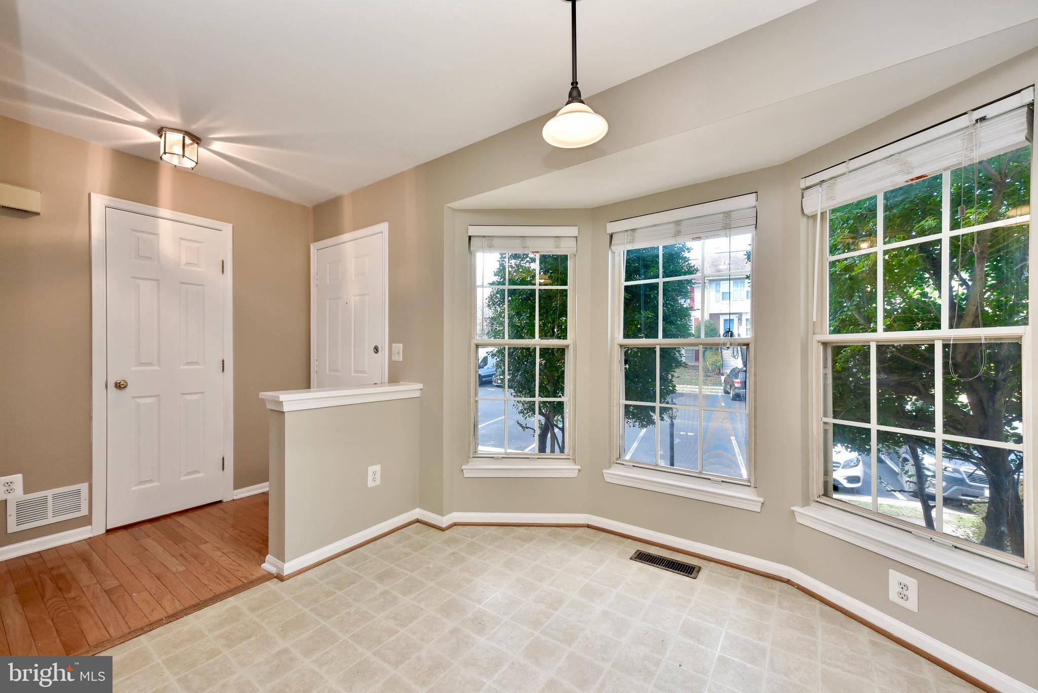 20964 Rootstown Terrace Ashburn, VA 20147 - Photo 4 of 24