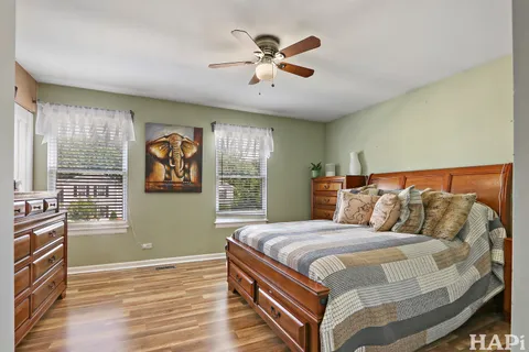 $325,000 | 377 East Camden Lane, Round Lake Beach, IL 60073