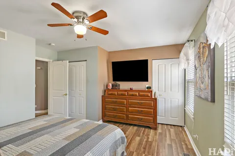 $325,000 | 377 East Camden Lane, Round Lake Beach, IL 60073