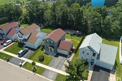 $325,000 | 377 East Camden Lane, Round Lake Beach, IL 60073