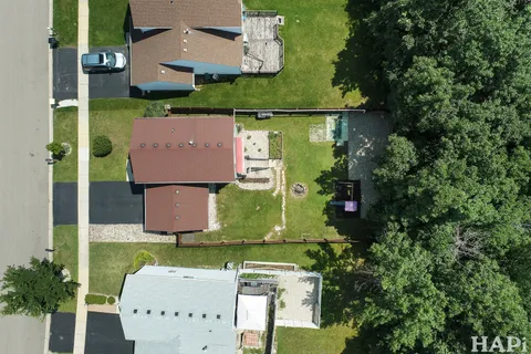 $325,000 | 377 East Camden Lane, Round Lake Beach, IL 60073