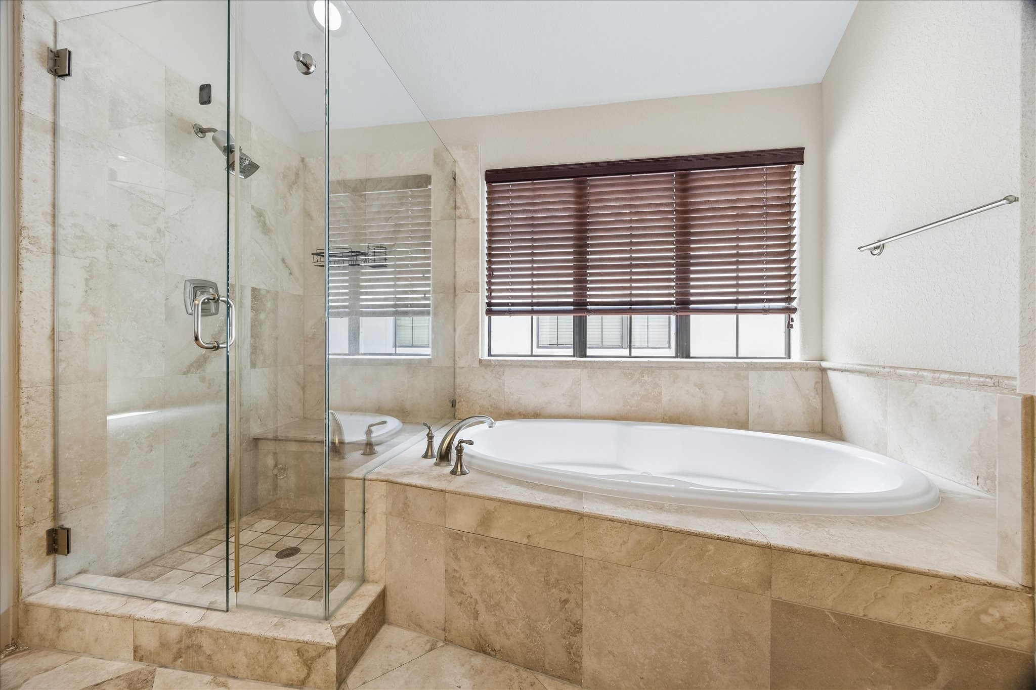 4301 Gibson Street Houston, TX 77007 - Photo 18 of 24 Another view of primary bathroom shower and bathtub.