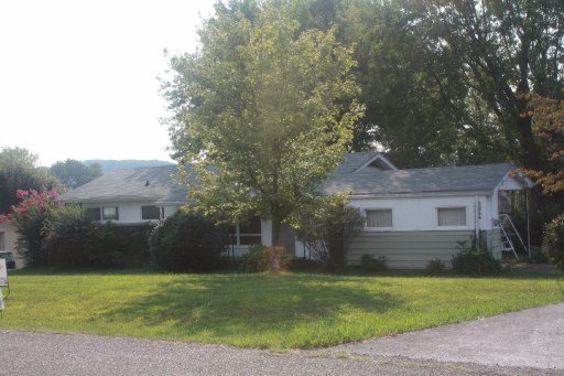 2001 Rambling Road Knoxville, TN 37912 - Photo 1 of 1 Primary Photo