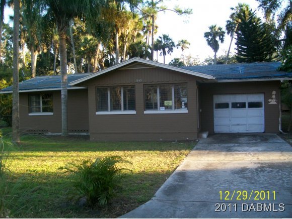 949 Longshadow Road South Daytona, FL 32119 - Photo 1 of 11 Primary Photo