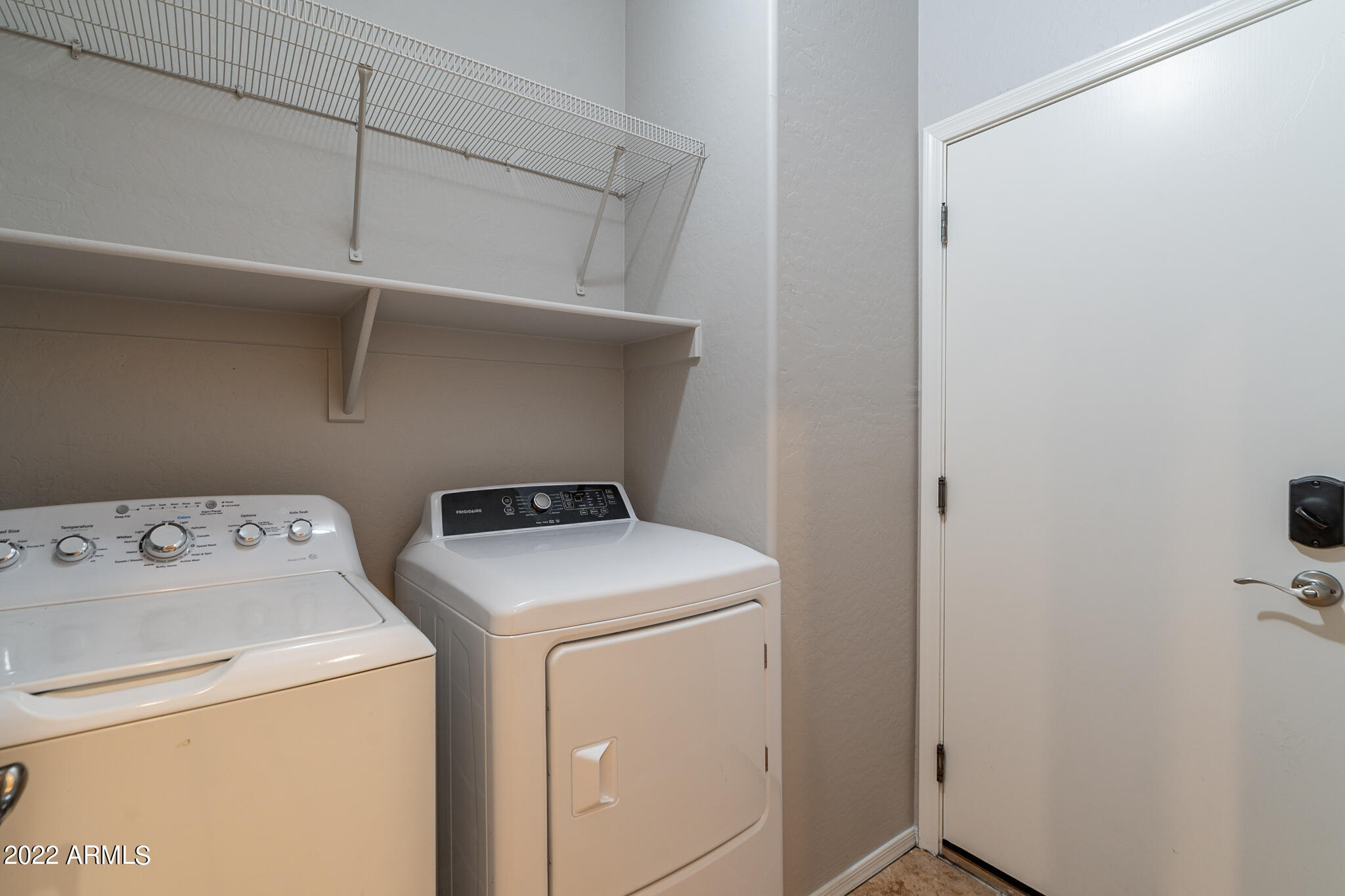 1967 East Frye Road, Unit 102 Gilbert, AZ 85295 - Photo 30 of 34 Laundry