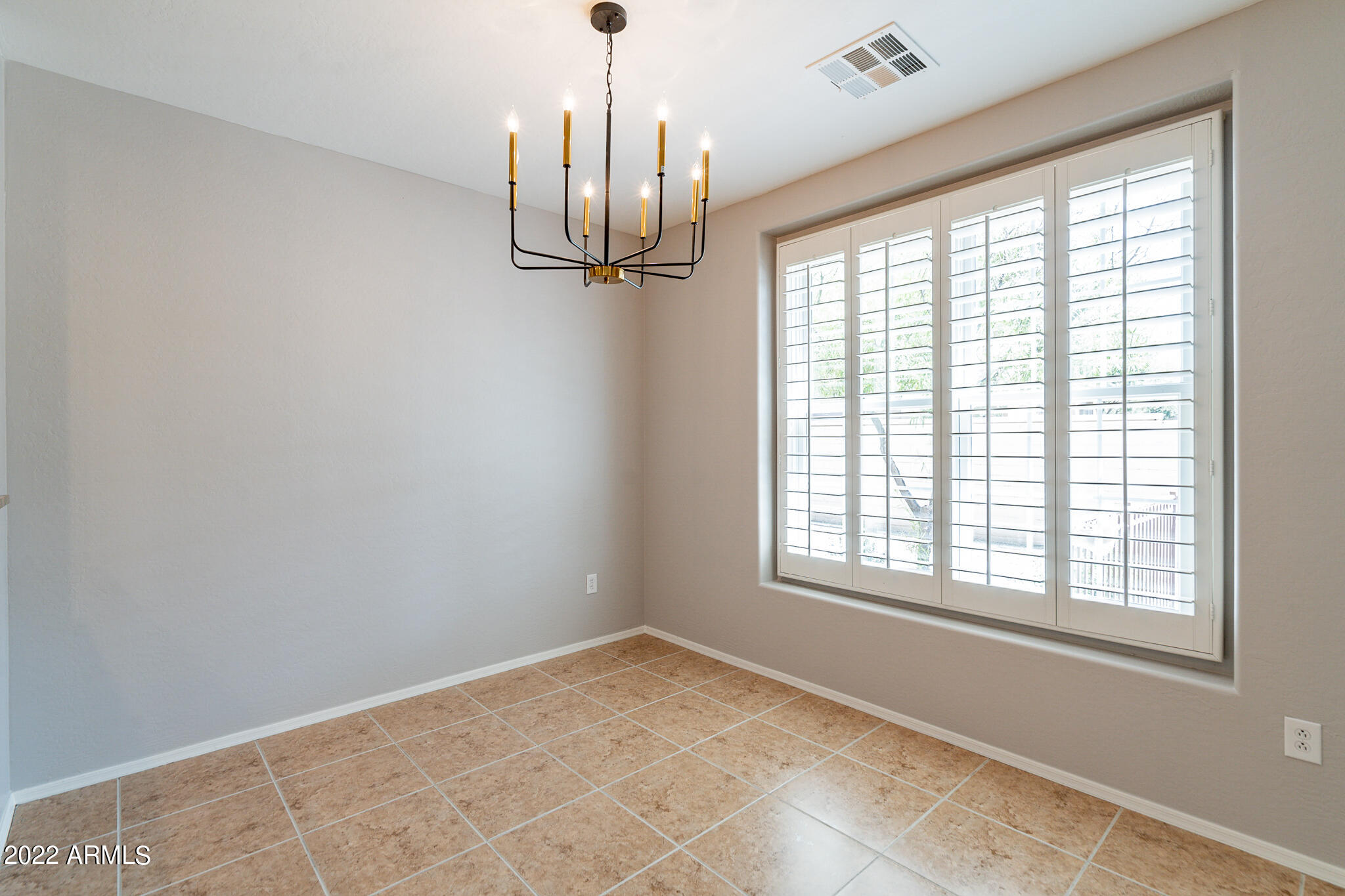 1967 East Frye Road, Unit 102 Gilbert, AZ 85295 - Photo 7 of 34 Dining Area