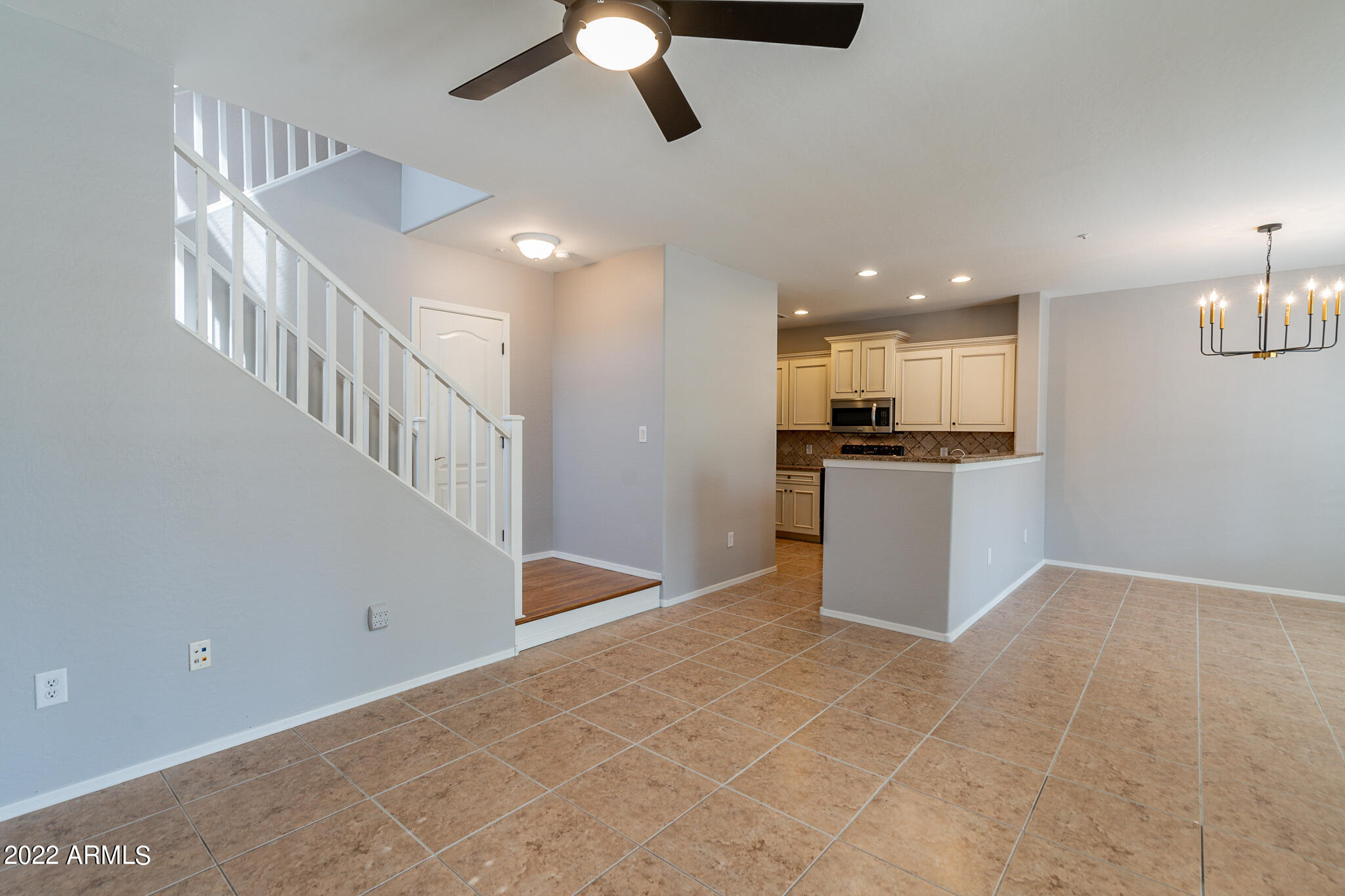 1967 East Frye Road, Unit 102 Gilbert, AZ 85295 - Photo 9 of 34 Great Room, Dining, & Kitchen