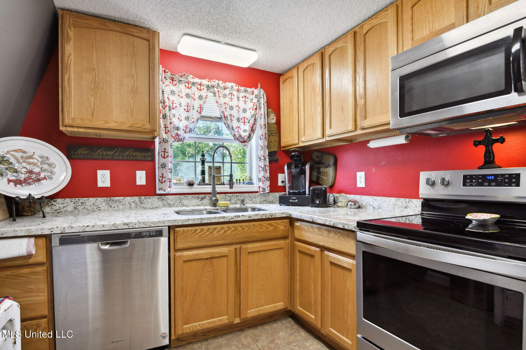 6085 Apache Drive Kiln, MS 39556 - Photo 6 of 15 0006--007