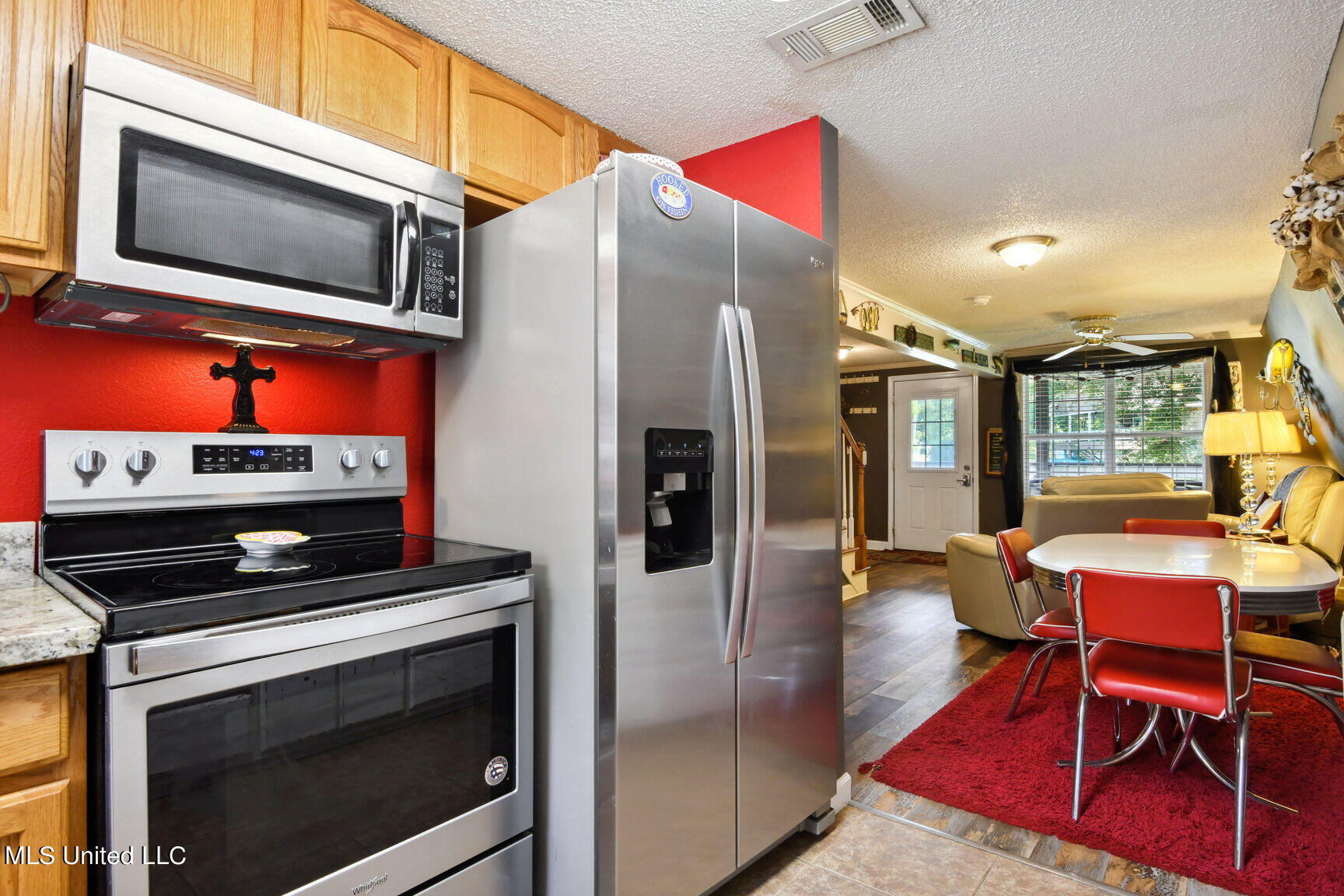 6085 Apache Drive Kiln, MS 39556 - Photo 7 of 15 0007--008