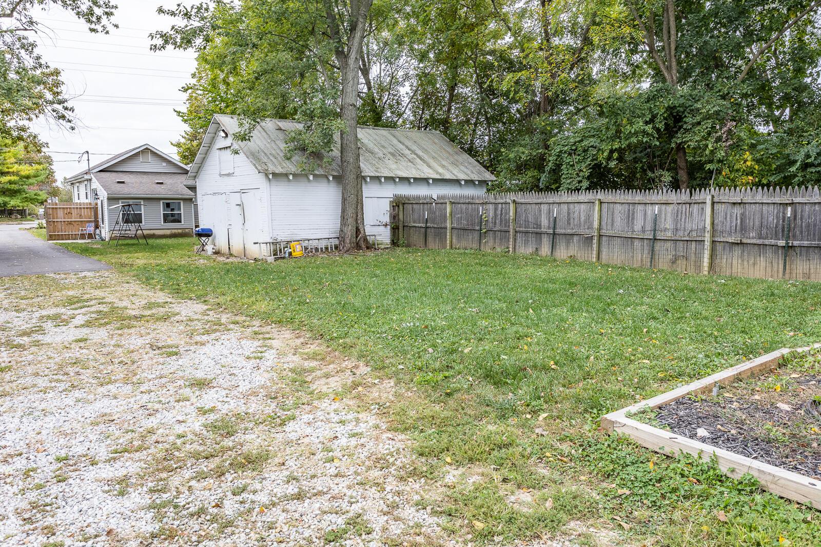 3242 Clime Road Columbus, OH 43223 - Photo 15 of 36 3242 Clime-33