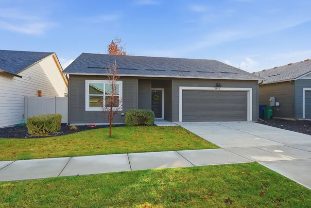 $399,950 | 1908 Drummond Street, Greenacres, WA 99016