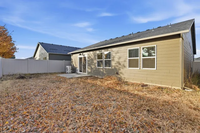 $399,950 | 1908 Drummond Street, Greenacres, WA 99016