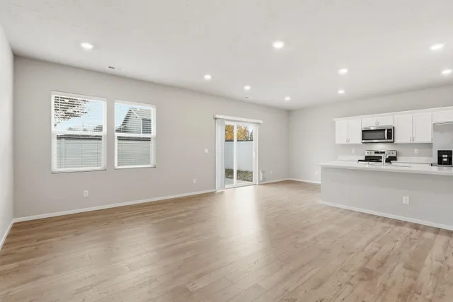 $399,950 | 1908 Drummond Street, Greenacres, WA 99016