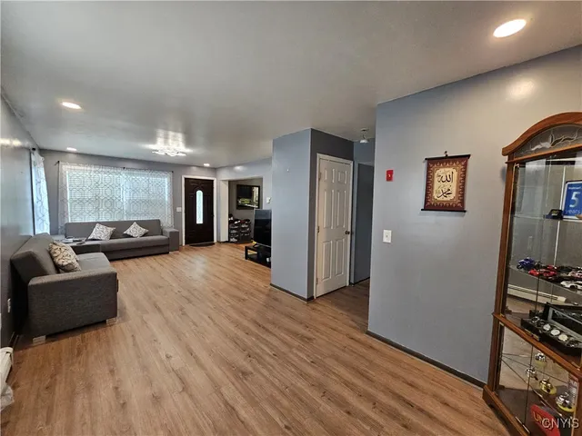 $269,900 | 1128 West Street, Utica, NY 13501