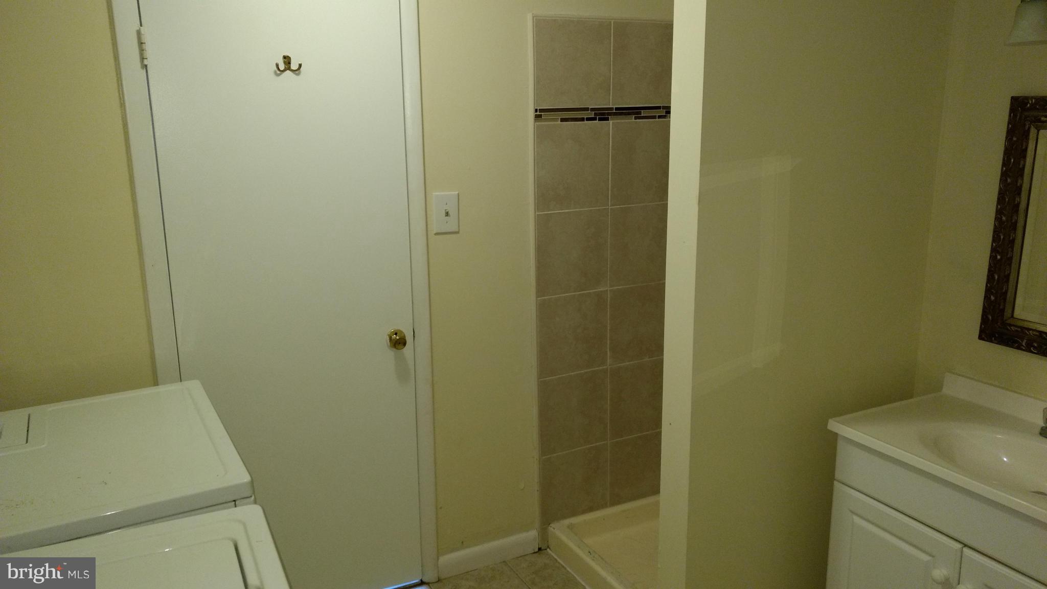 6015 Suzanne Road Waldorf, MD 20601 - Photo 11 of 18 Bath