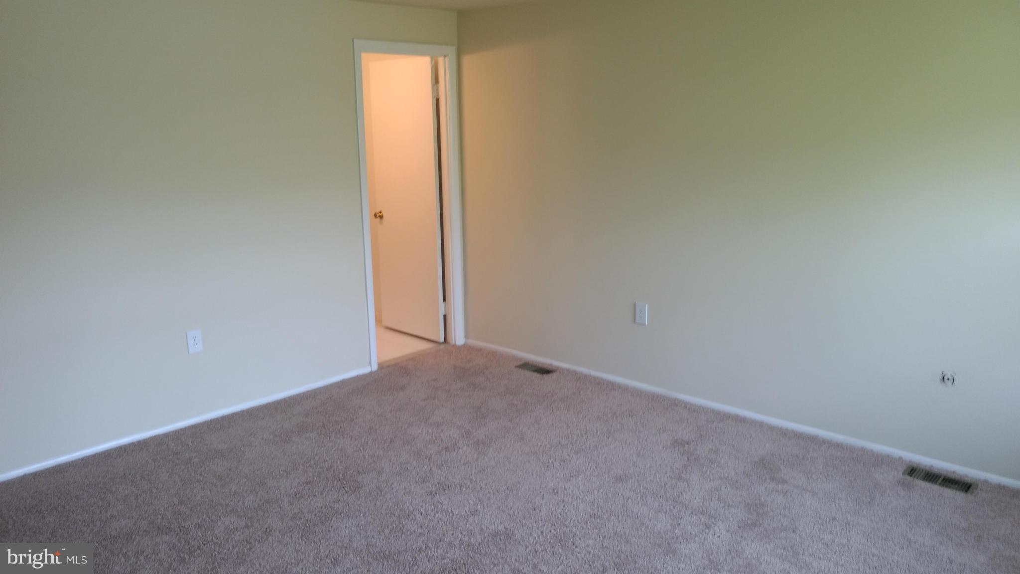 6015 Suzanne Road Waldorf, MD 20601 - Photo 18 of 18 Bath (Master)