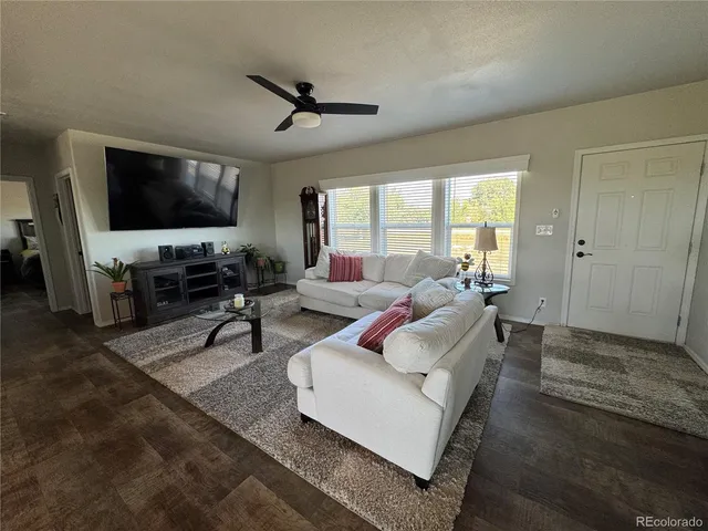 $639,000 | 33118 County Road 8, Keenesburg, CO 80643