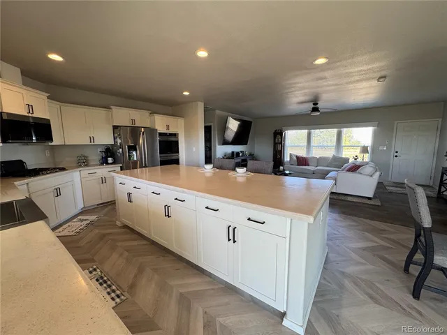 $639,000 | 33118 County Road 8, Keenesburg, CO 80643