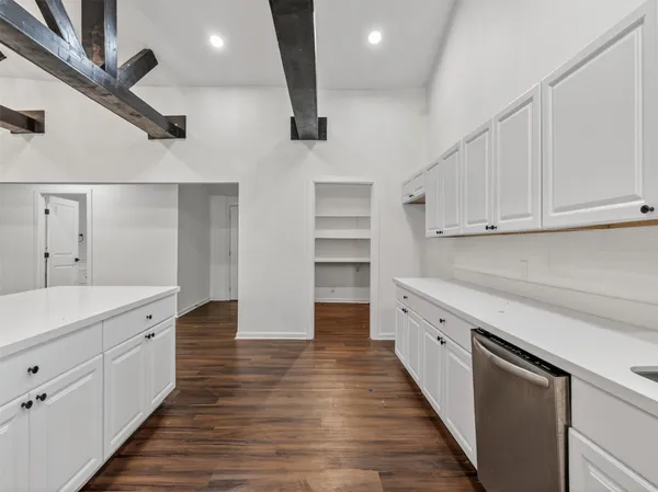 $2,900 | 11515 Iberia Drive, Houston, TX 77065
