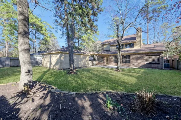 $3,050 | 23 Heathstone Place, The Woodlands, TX 77381