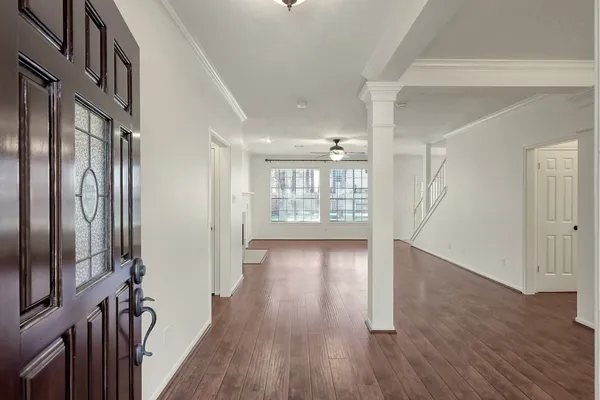 $3,050 | 23 Heathstone Place, The Woodlands, TX 77381