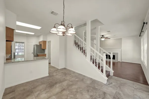 $3,050 | 23 Heathstone Place, The Woodlands, TX 77381