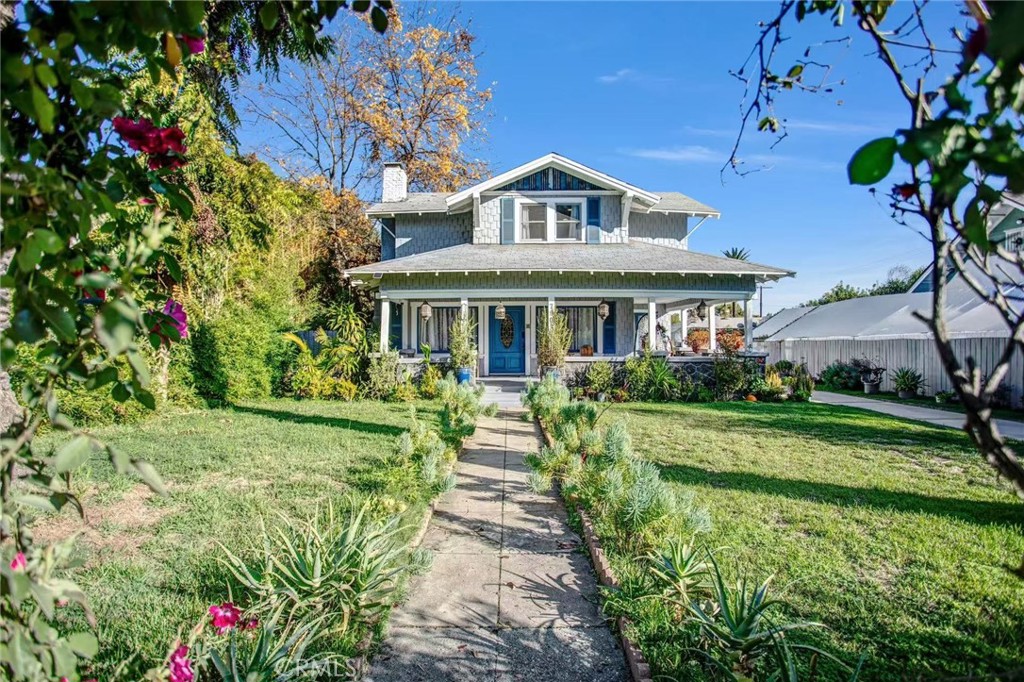 790 North El Molino Avenue Pasadena, CA 91104 - Photo 2 of 34