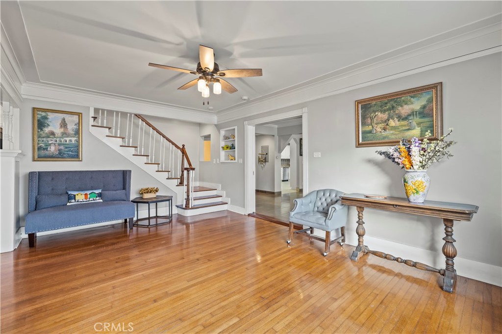 790 North El Molino Avenue Pasadena, CA 91104 - Photo 8 of 34 a living room with furniture and a wooden floor