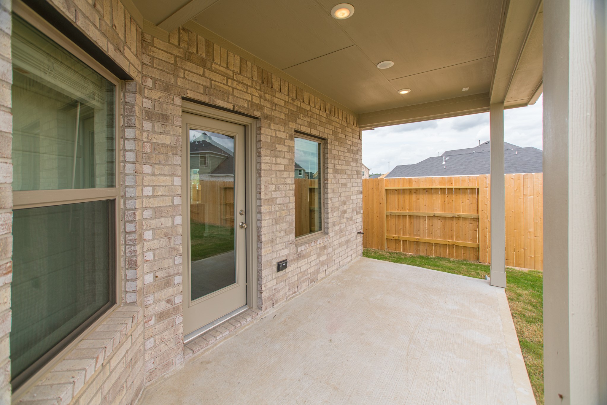 10539 Preserve Way Conroe, TX 77385 - Photo 31 of 31 a view of an entrance door of the house