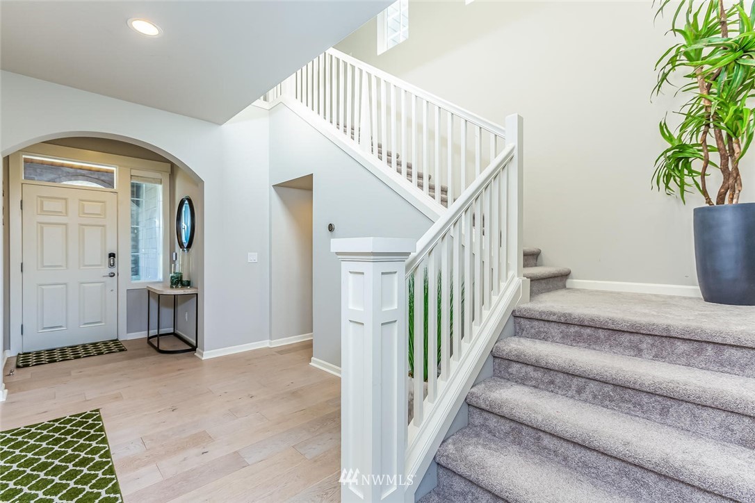 5638 Northeast 9th Street Renton, WA 98059 - Photo 2 of 40 a view of entryway with livingroom
