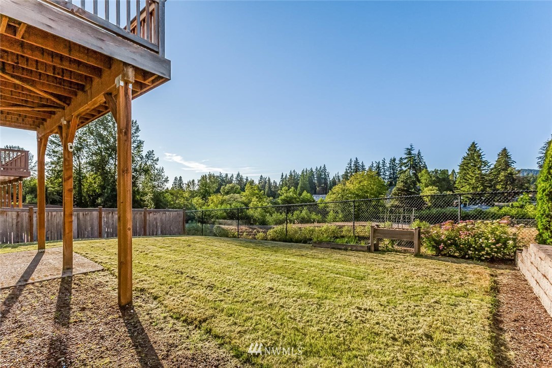 5638 Northeast 9th Street Renton, WA 98059 - Photo 36 of 40 a view of a backyard