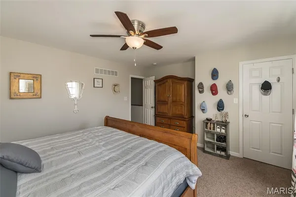 $247,000 | 208 Candice Way, St. Peters, MO 63376