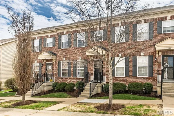 $247,000 | 208 Candice Way, St. Peters, MO 63376