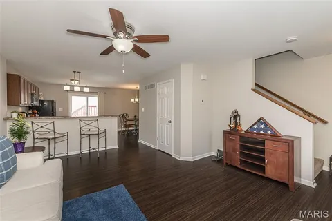 $247,000 | 208 Candice Way, St. Peters, MO 63376