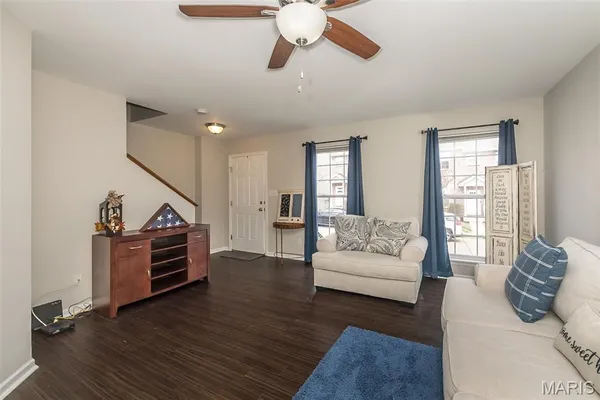 $247,000 | 208 Candice Way, St. Peters, MO 63376