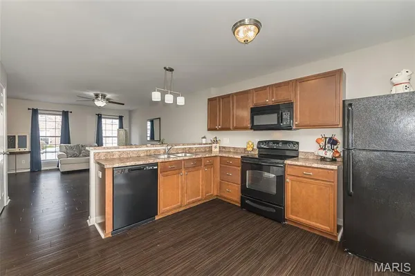 $247,000 | 208 Candice Way, St. Peters, MO 63376