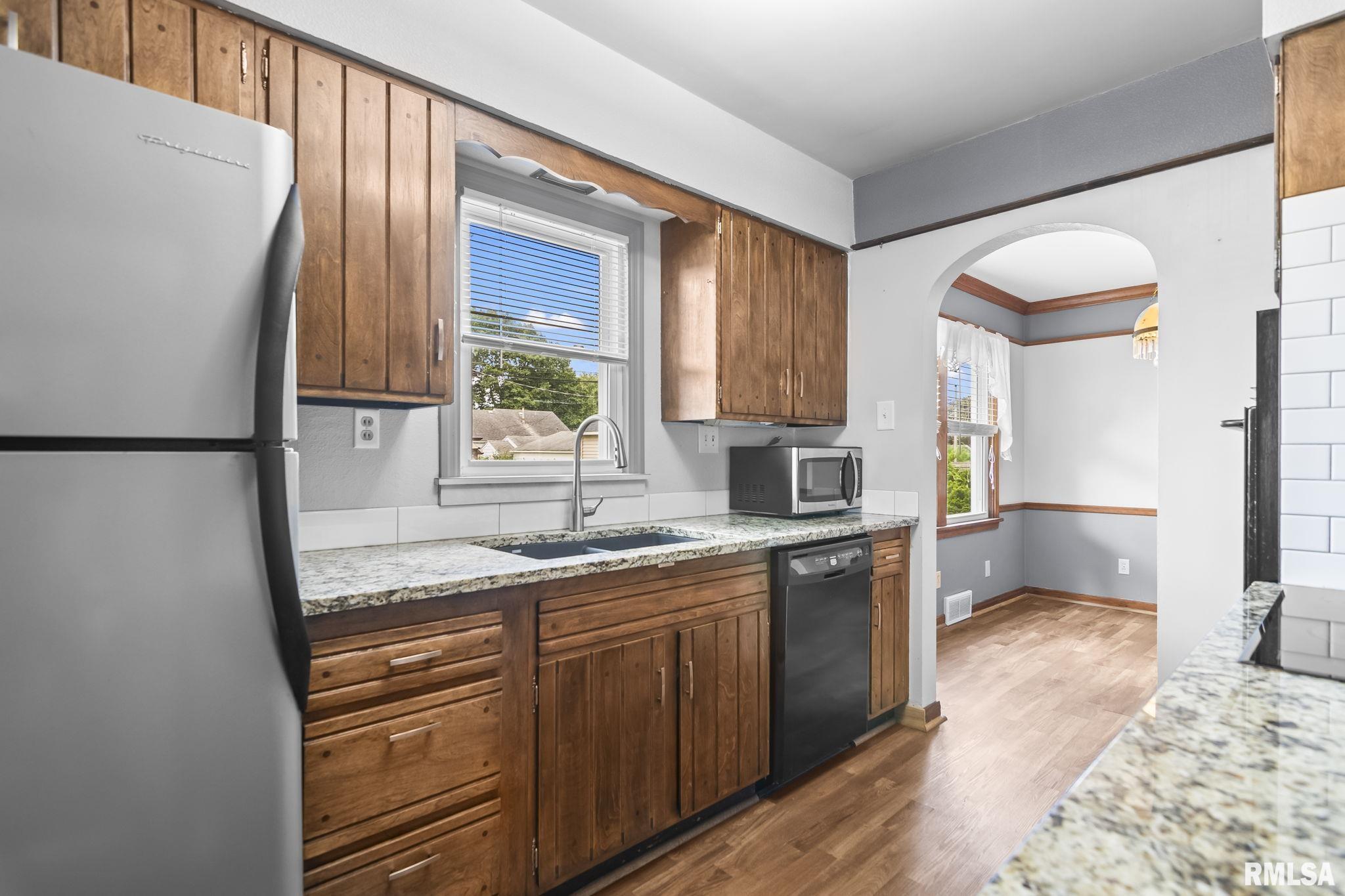 2063 Marland Street Springfield, IL 62702 - Photo 11 of 44 Gallery Image 11