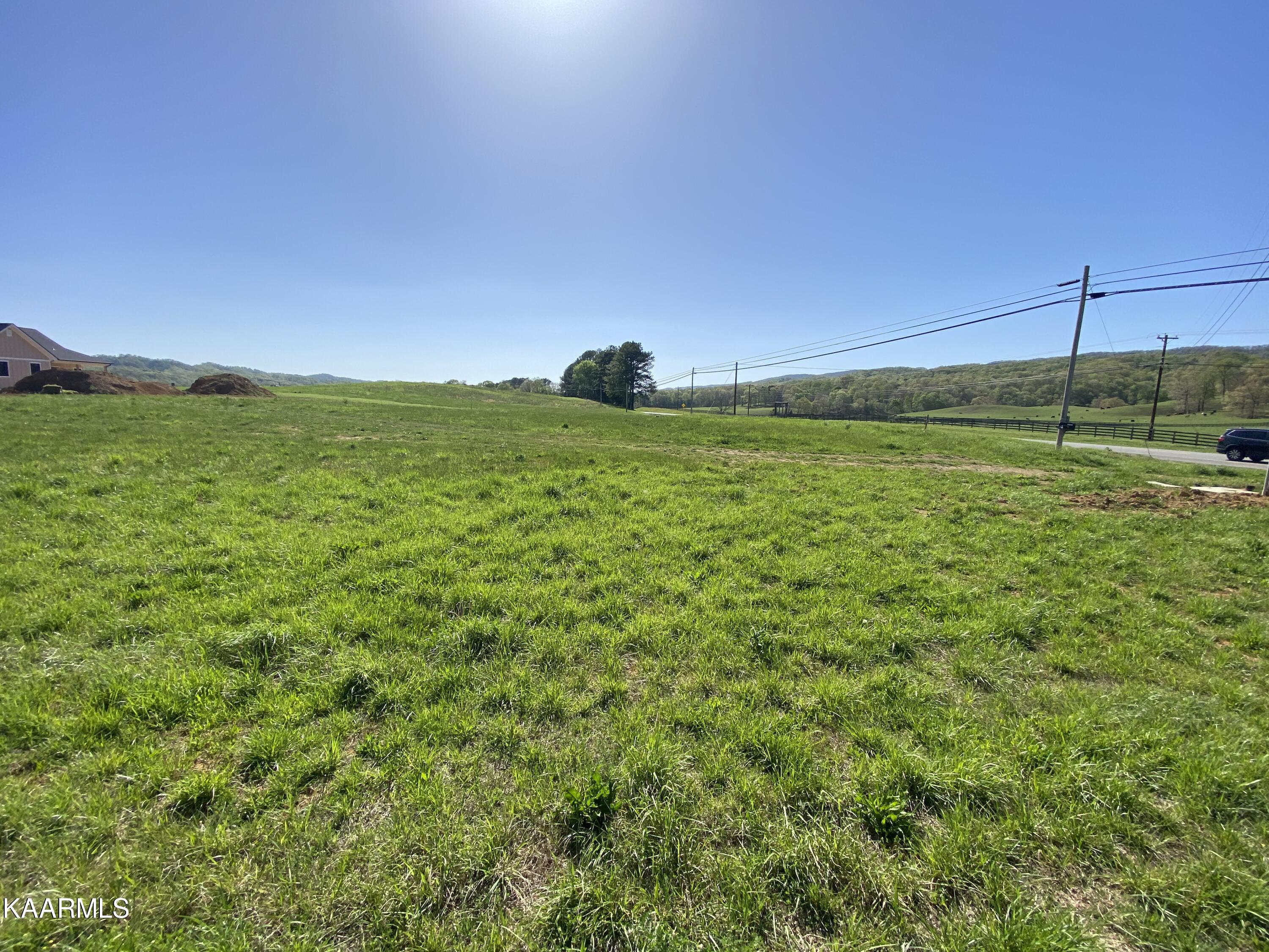 26 Masters Lane Bean Station, TN 37708 - Photo 8 of 11 667001F1-608B-4490-9E6D-860C3EC35213