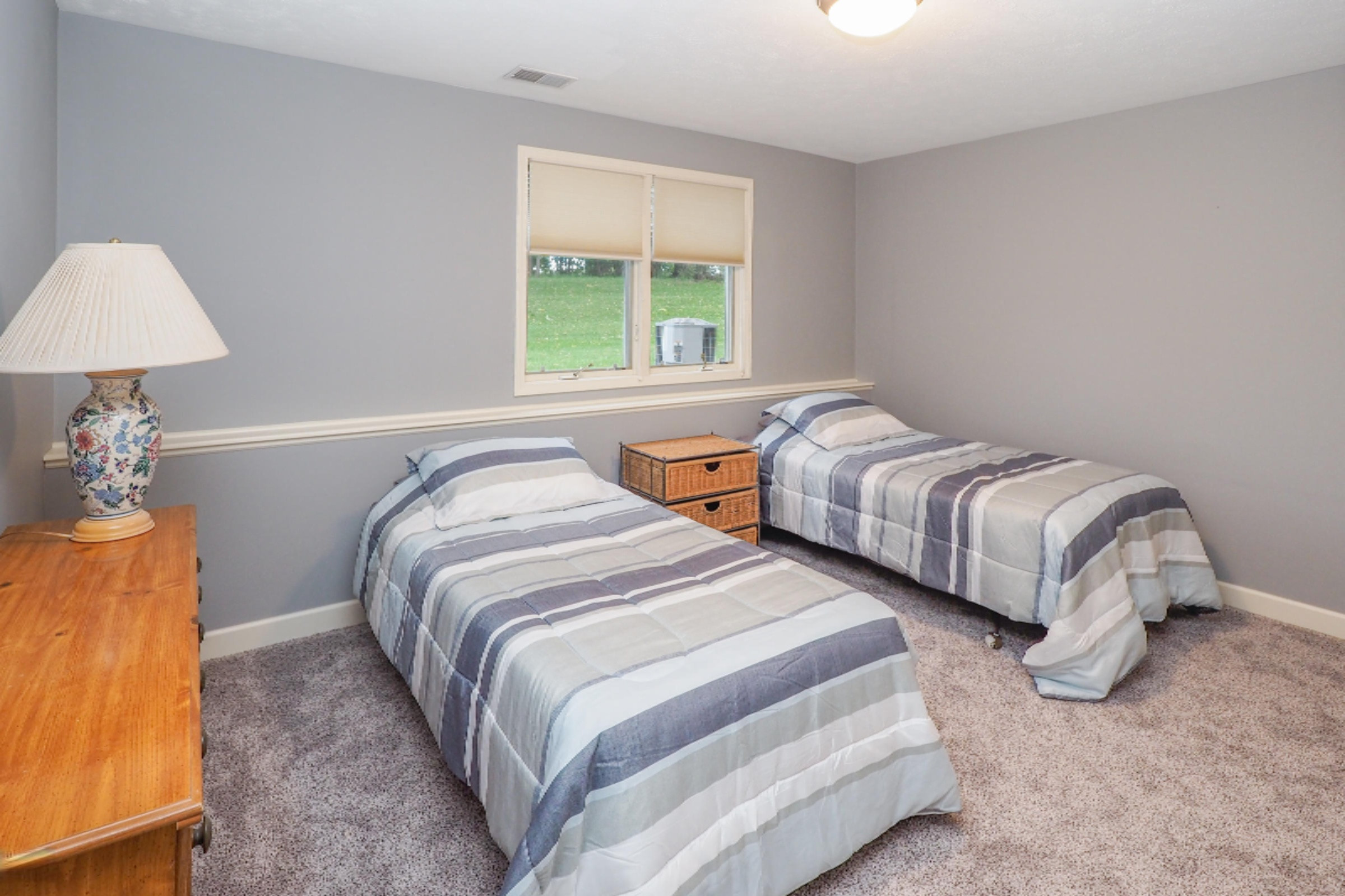 222 Round Hill Road Kalamazoo, MI 49009 - Photo 20 of 25 222 Round Hill Rd-119