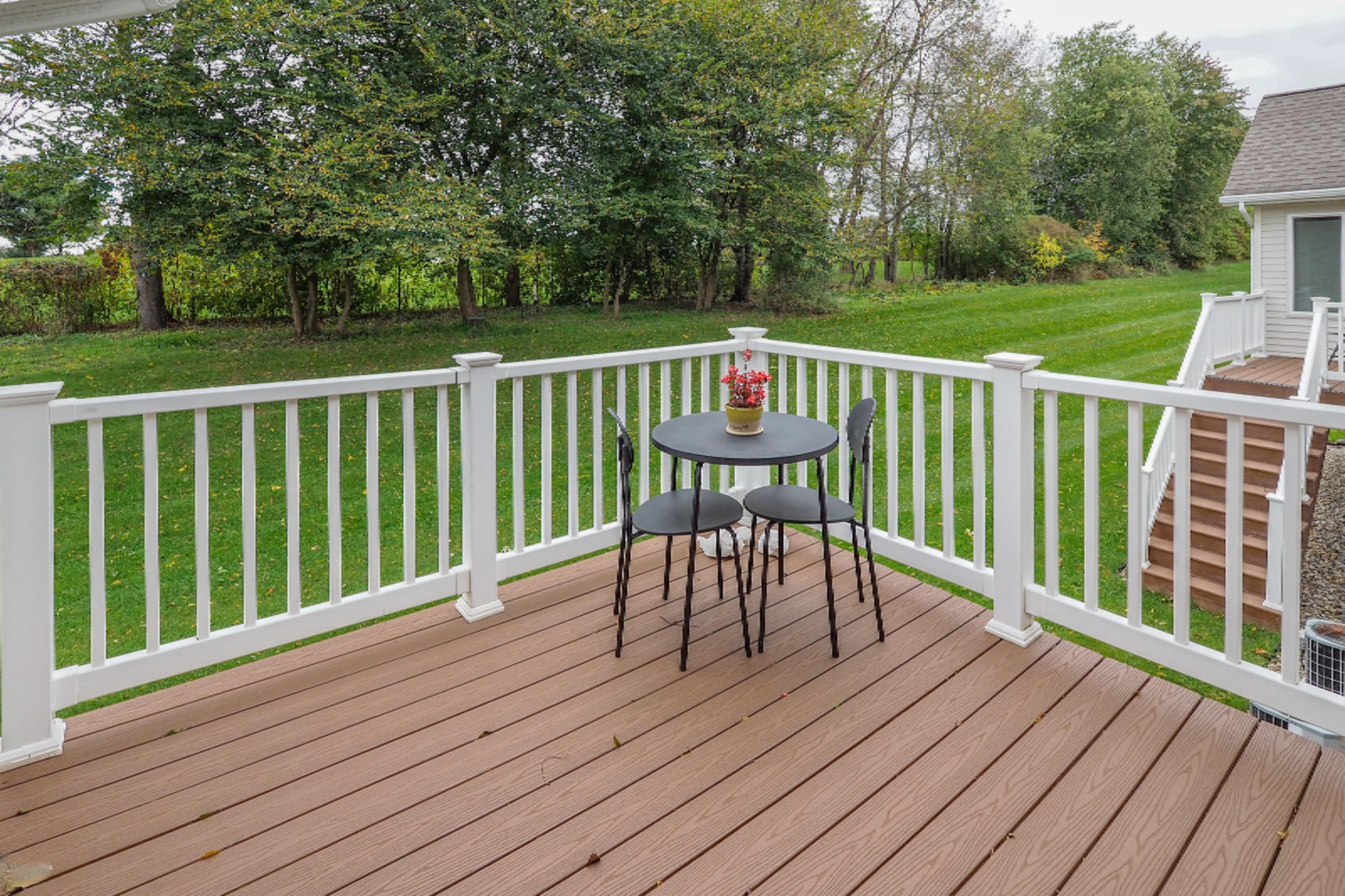 222 Round Hill Road Kalamazoo, MI 49009 - Photo 21 of 25 222 Round Hill Rd-120