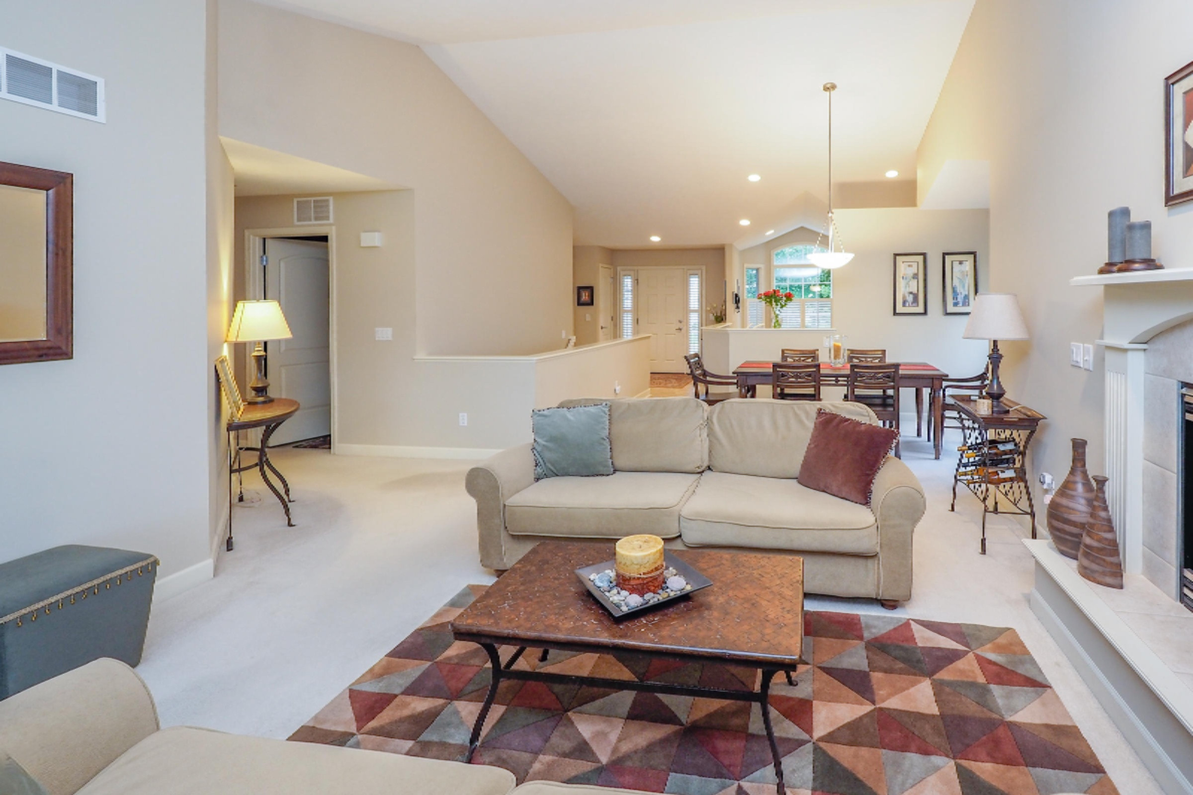 222 Round Hill Road Kalamazoo, MI 49009 - Photo 6 of 25 222 Round Hill Rd-105